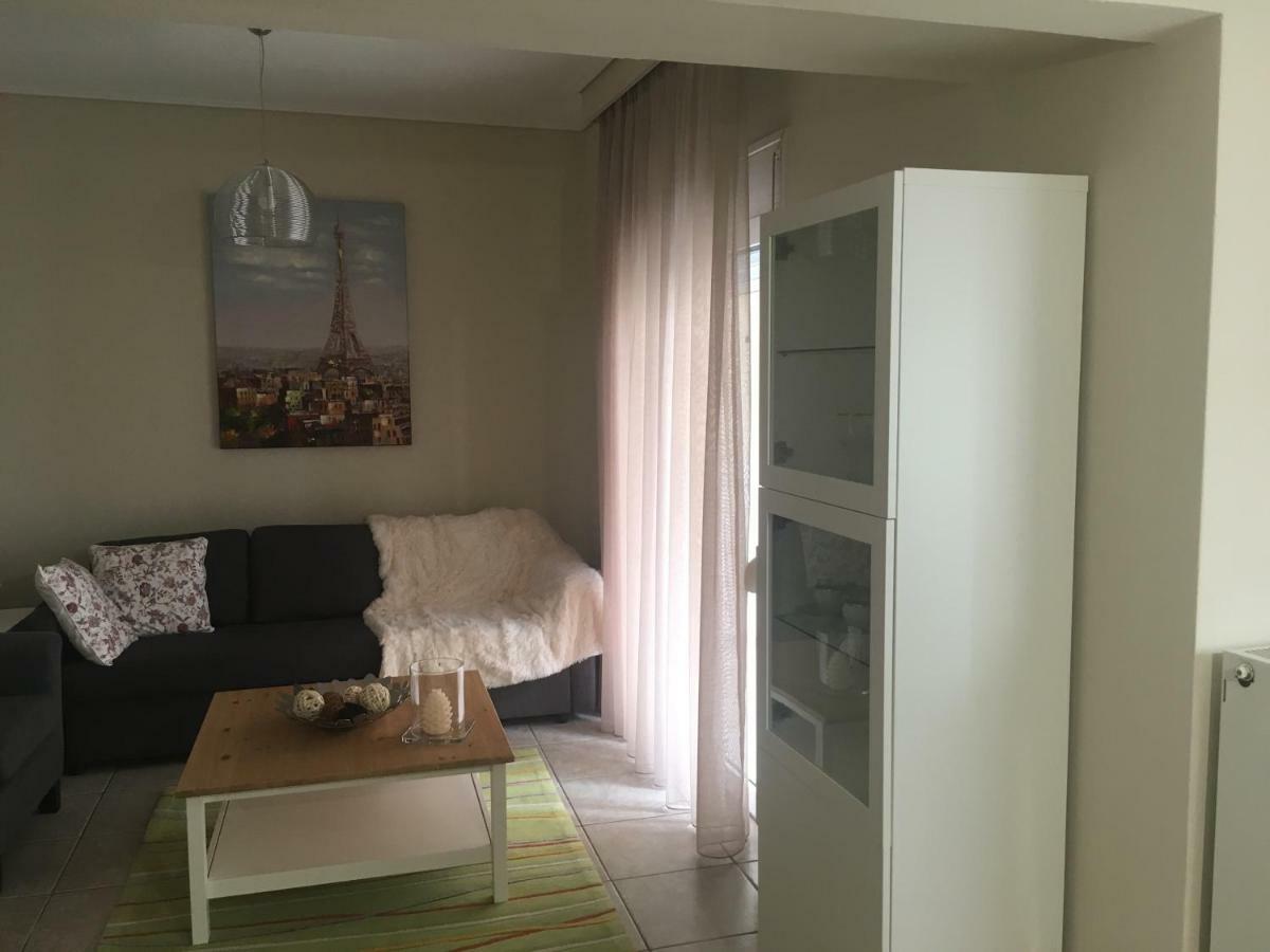 Cozy And Quiet Mini City Apartment Tríkala Buitenkant foto